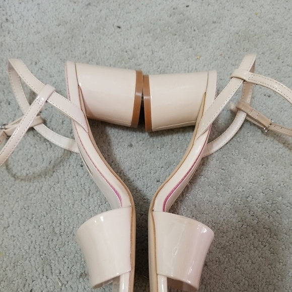 Zara Basic Nude laquer  Strap Round Heel Sandals s - Picture 4 of 8